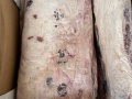 BA CHỈ BÒ FARMS FREMIUM UNGRADED CND