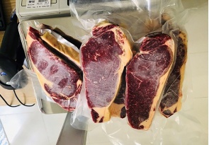THĂN NGOẠI BÒ ÚC ( STRIPLOIN )